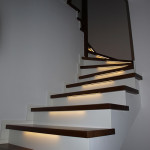 schody na beton z oświetleniem