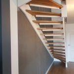 Samonośne schody proste