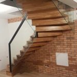 Schody półkowe klasyczne