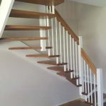 schody drewniane - dystanse smonośne